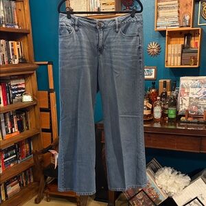 CAbi (#6491R) Ashbury Wide Leg Jeans